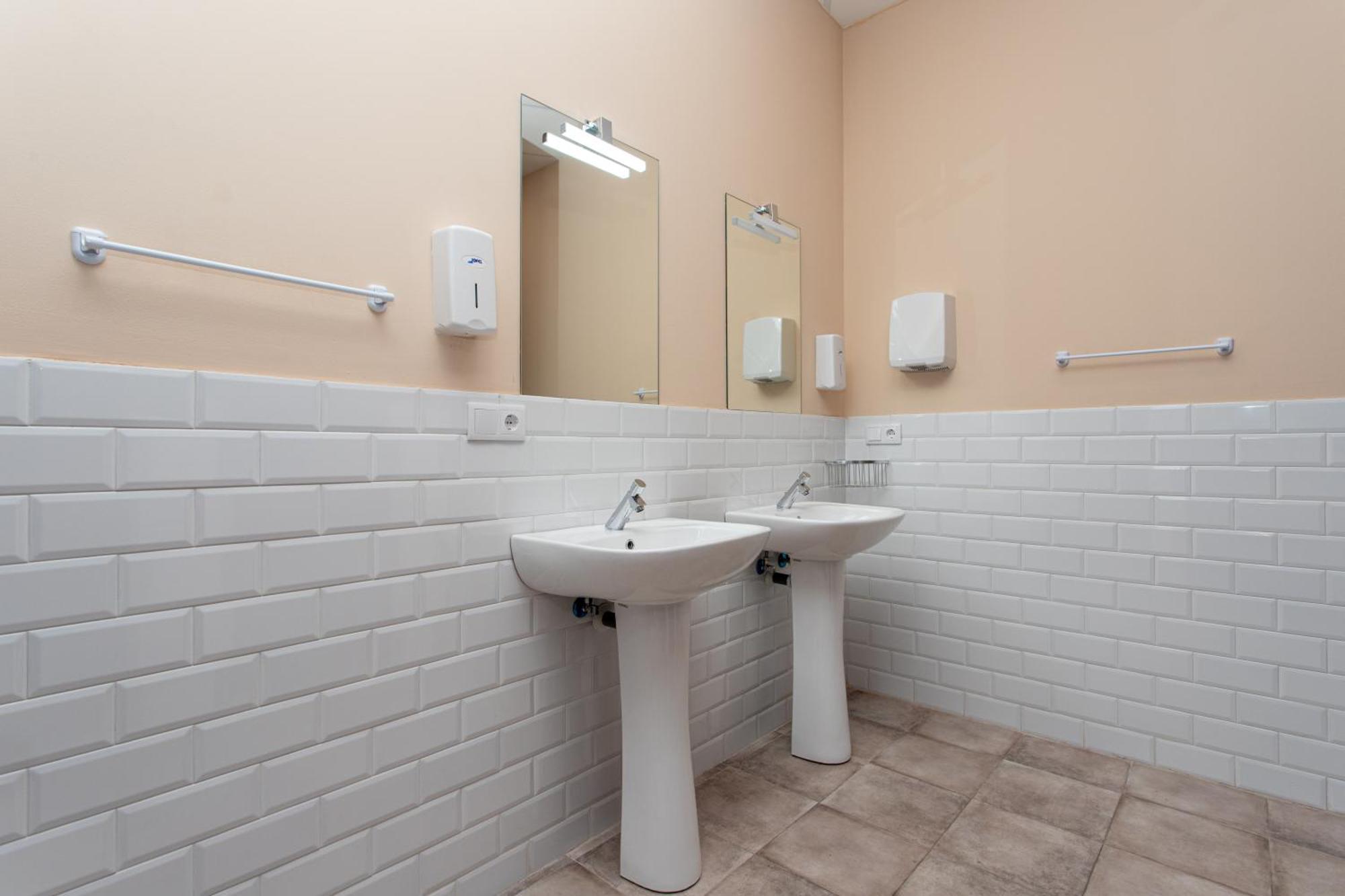 Albergue Hostel Льянес Экстерьер фото