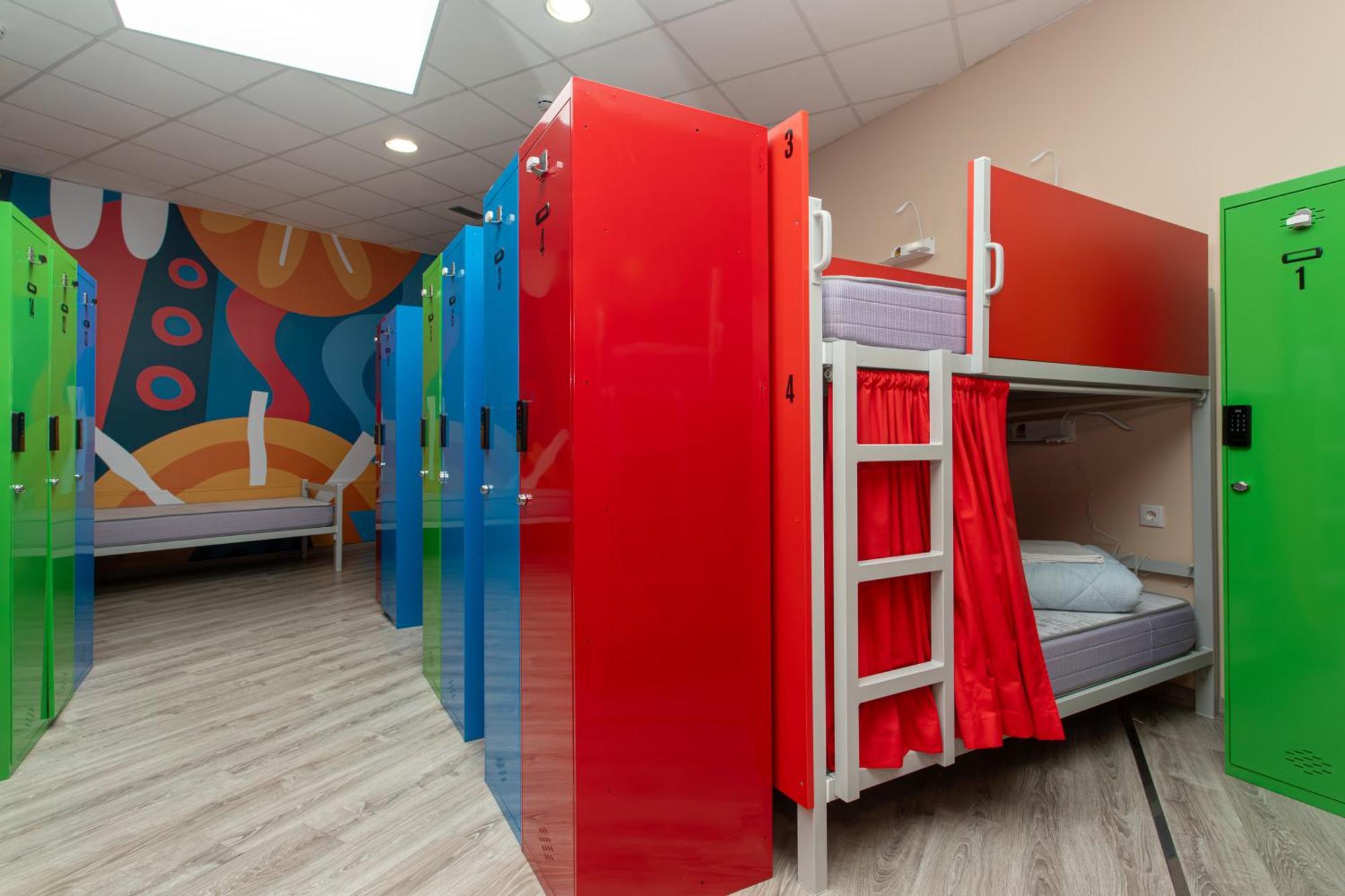 Albergue Hostel Льянес Экстерьер фото